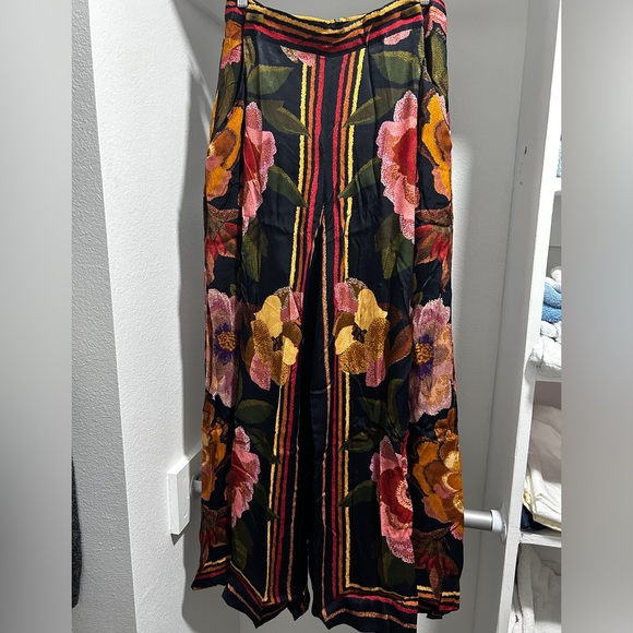 Farm Rio Black Chenille Flowers Viscose Pants. XL.